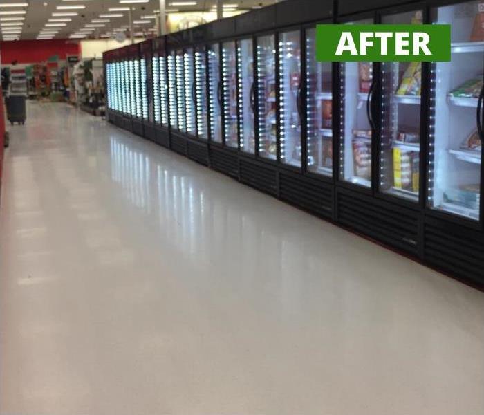 Clean Floor at the grocery